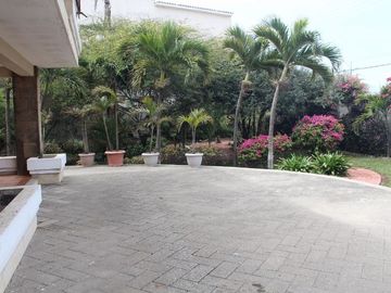 Se Vende Casa Frente al Mar en Playas