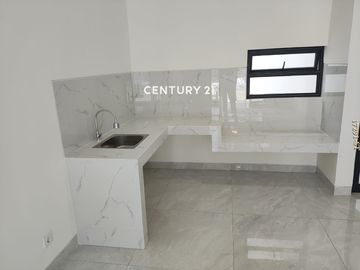 Dijual Rumah Brand New 2 Lantai Type Calliandra