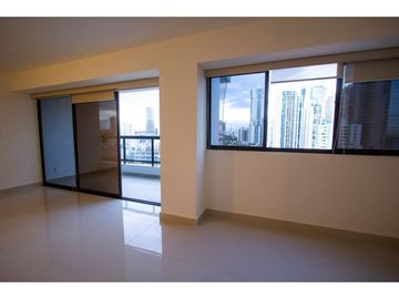VENTA DE  APARTAMENTO EN AVENIDA BALBOA, PH BALBOA BAY