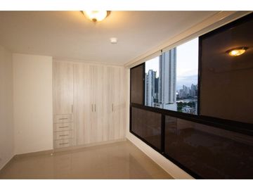 VENTA DE  APARTAMENTO EN AVENIDA BALBOA, PH BALBOA BAY