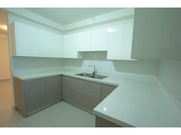 VENTA DE  APARTAMENTO EN AVENIDA BALBOA, PH BALBOA BAY