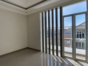 Rumah Baru Gress di Perumahan Wisma Permai Surabaya