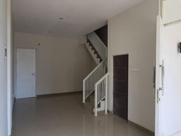 Rumah Baru Gress di Perumahan Wisma Permai Surabaya