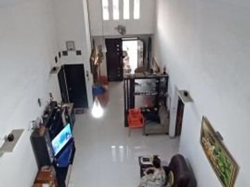 Dijual Rumah Sutera Delima Alam Sutera Tangerang Selatan 2 Lantai 5 Kamar tidur Lokasi Strategis