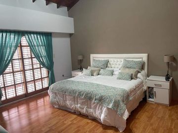 Chalet en venta en Villa Luzuriaga