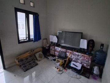 SALE RUMAH 2 LANTAI SIAP HUNI DEKAT UGM YOGYAKARTA