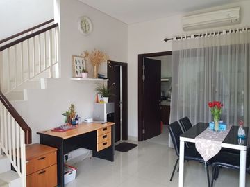 Dijual Rumah The Mozia, Cluster Amarine Blok A BSD City - Bagus Siap Huni