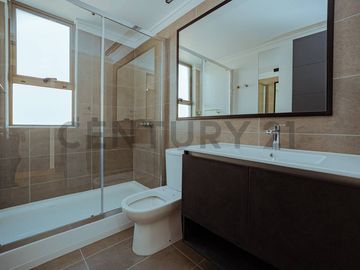 casa condominio en arriendo/venta en pachaquiaro. Cod V1080042