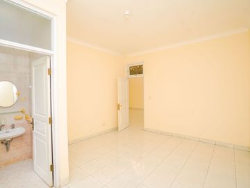 Rumah Tanah Luas 6 Menit ke Gerbang Tol Brigif 4 Hadap Timur J-45797