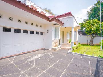 Rumah Tanah Luas 6 Menit ke Gerbang Tol Brigif 4 Hadap Timur J-45797