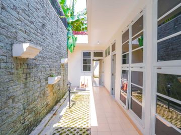 Rumah Tanah Luas 6 Menit ke Gerbang Tol Brigif 4 Hadap Timur J-45797
