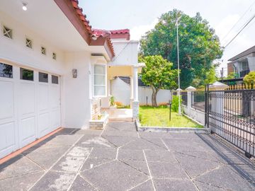 Rumah Tanah Luas 6 Menit ke Gerbang Tol Brigif 4 Hadap Timur J-45797