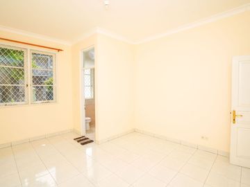 Rumah Tanah Luas 6 Menit ke Gerbang Tol Brigif 4 Hadap Timur J-45797