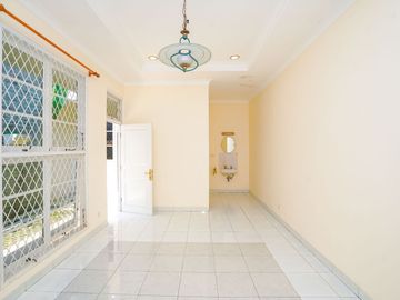 Rumah Tanah Luas 6 Menit ke Gerbang Tol Brigif 4 Hadap Timur J-45797