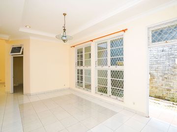 Rumah Tanah Luas 6 Menit ke Gerbang Tol Brigif 4 Hadap Timur J-45797