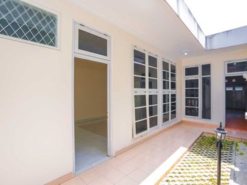 Rumah Tanah Luas 6 Menit ke Gerbang Tol Brigif 4 Hadap Timur J-45797