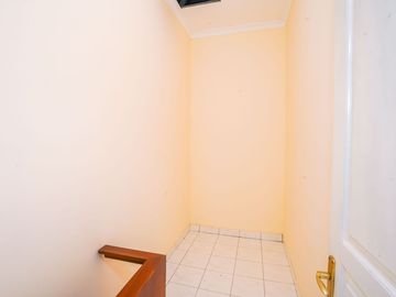 Rumah Tanah Luas 6 Menit ke Gerbang Tol Brigif 4 Hadap Timur J-45797