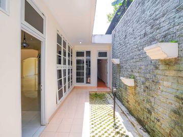 Rumah Tanah Luas 6 Menit ke Gerbang Tol Brigif 4 Hadap Timur J-45797