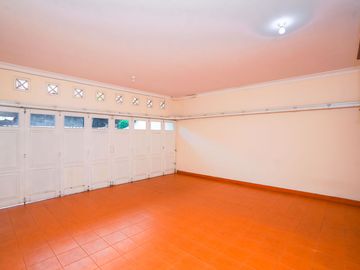 Rumah Tanah Luas 6 Menit ke Gerbang Tol Brigif 4 Hadap Timur J-45797