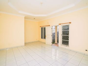 Rumah Tanah Luas 6 Menit ke Gerbang Tol Brigif 4 Hadap Timur J-45797