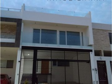 VENTA CASA VILLAMAGNA $5,500,000