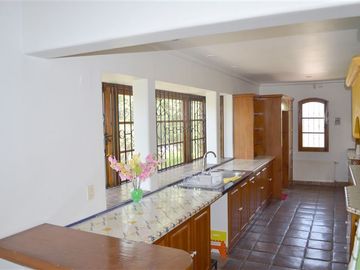 Casa en venta Lo Barnechea de 5 dorm. en Lo Barnechea