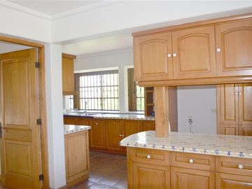 Casa en venta Lo Barnechea de 5 dorm. en Lo Barnechea