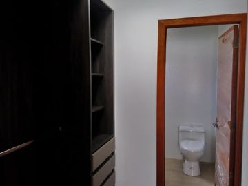 Casa por estrenar de venta en Cumbaya
