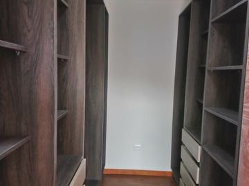Casa por estrenar de venta en Cumbaya