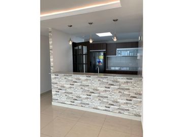 APARTAMENTO PH GENESIS TOWER SAN FRANCISCO