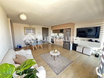 Departamento en venta de 2 dorm con est y bod en La Florida