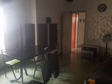 Casa PH en venta en Moron Sur