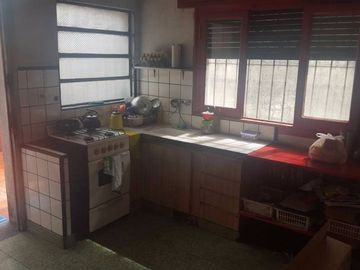 Casa PH en venta en Moron Sur