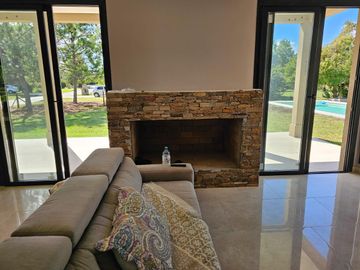 Casa en alquiler amoblada y equipada  en  el Barrio El Cardal I