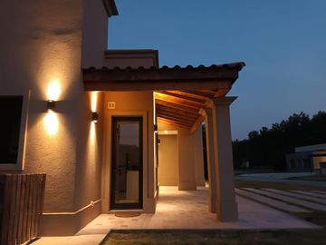 Casa en alquiler amoblada y equipada  en  el Barrio El Cardal I