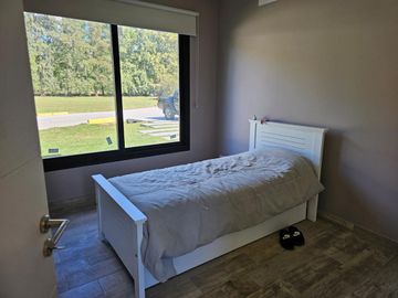 Casa en alquiler amoblada y equipada  en  el Barrio El Cardal I