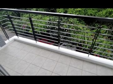 SOCORRO QUEZON CITY, CORNER W/ 5-ROOMS 3-PARKING BALCONY