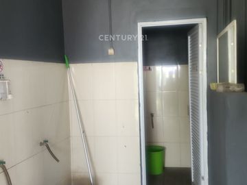 Ruko Dua Lantai Siap Huni Di Tegal Lokasi Strategis