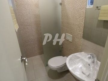 Beautiful Townhouse For Sale In Fairview near Commonwealth Avenue PH995