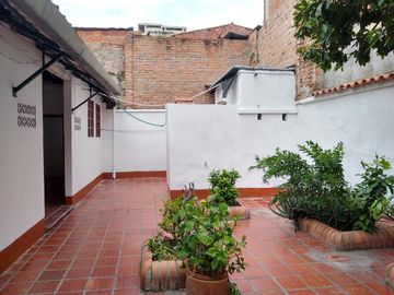 casa en venta en la cabrera. Cod V7602