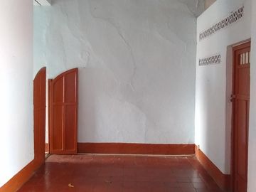 casa en venta en la cabrera. Cod V7602