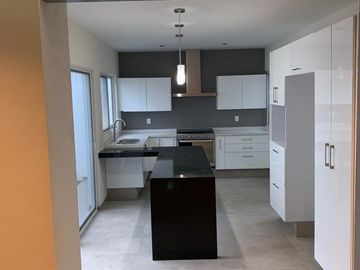 CASA DE TRES RECAMARAS EN VENTA EN MONTERRA, SAN LUIS POTOSI, S.L.P.