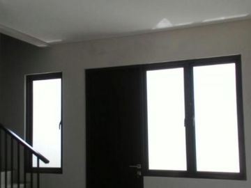 Rumah Baru Rp 990 Juta, 2 Lnt, di Ciputat, TangSel. LT 91 m²