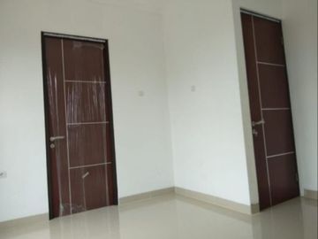 Rumah Baru Rp 990 Juta, 2 Lnt, di Ciputat, TangSel. LT 91 m²