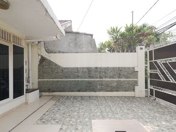 Rumah LT 152 SHM 5 Mnt ke Gerbang Tol Semper Dibantu KPR J-51762
