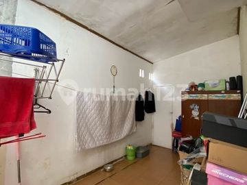 Rumah Siap Huni Dalam Komplek di Cirendeu