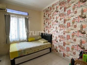 Rumah Siap Huni Dalam Komplek di Cirendeu