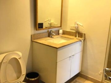 Condominium 1BR Condo for Sale in Joya Lofts and Tower Rockwell Center Makati