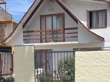 CASA CENTRAL LA SERENA POBLACIÓN BALMACEDA PAMPA BAJA