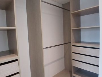 apartamento en venta en santa barbara occidental-usaquén. Cod V121133254